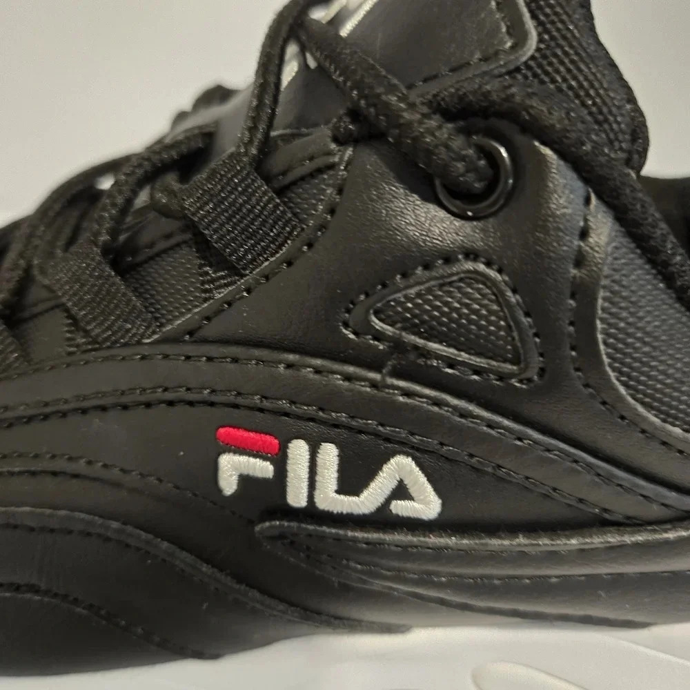 FILA Black Classic Sneakers – Stylish Comfort for Everyday Wear - Picture 4 of 11